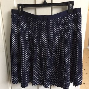 J Crew pleated  Navy blue polka dot A-line skirt